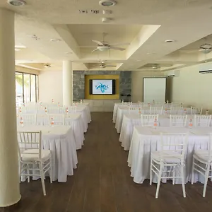 https://tukan-hotel-and-beach-club.quintano-roohotels.com